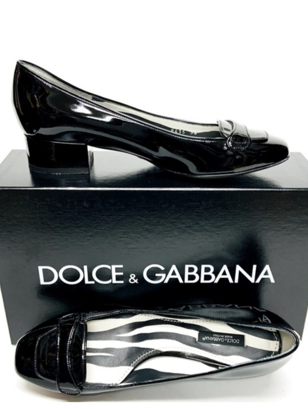 Dolce & Gabbana Decollete Vernice Loafer Flats - Picture 1 of 7